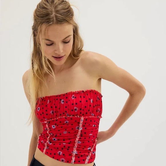 Free People Tops - NWOT FREE PEOPLE Scottie Printed Tube ✨🐞